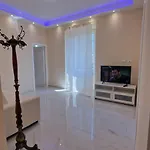 Emguesthouse 펜션 *