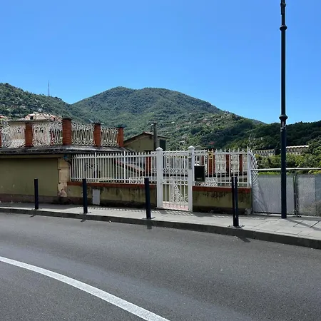 Emguesthouse * Camogli