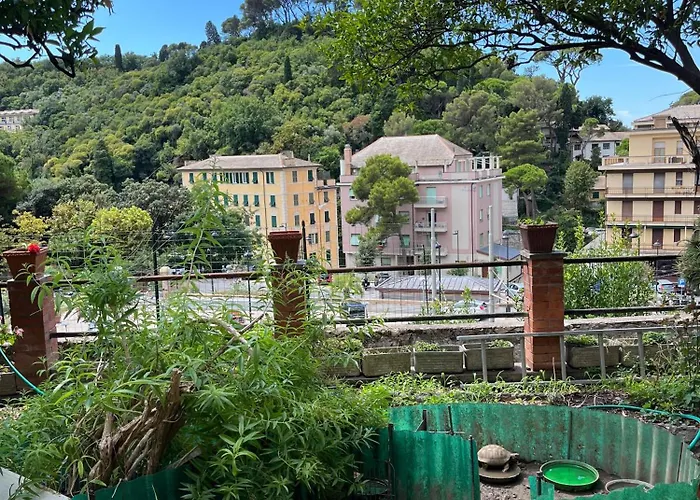 Emguesthouse Semesterbostad *