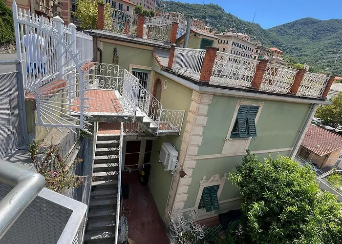 Hébergement de vacances Emguesthouse *